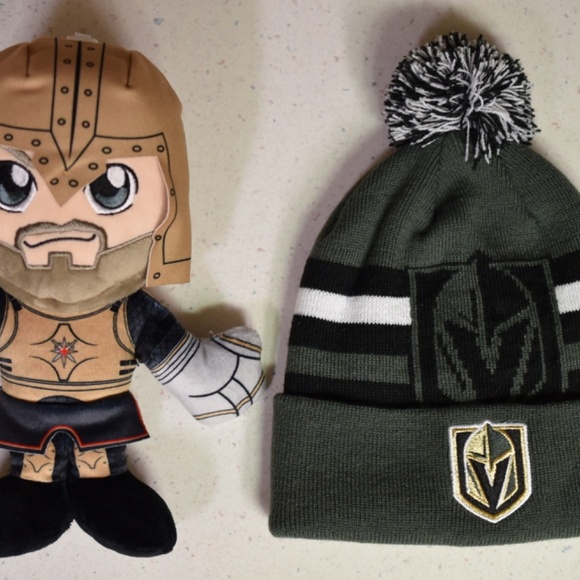 Golden Knights Kuricha Bleacher Buddy Plush NEW & EUC Youth Toque - Picture 4 of 12